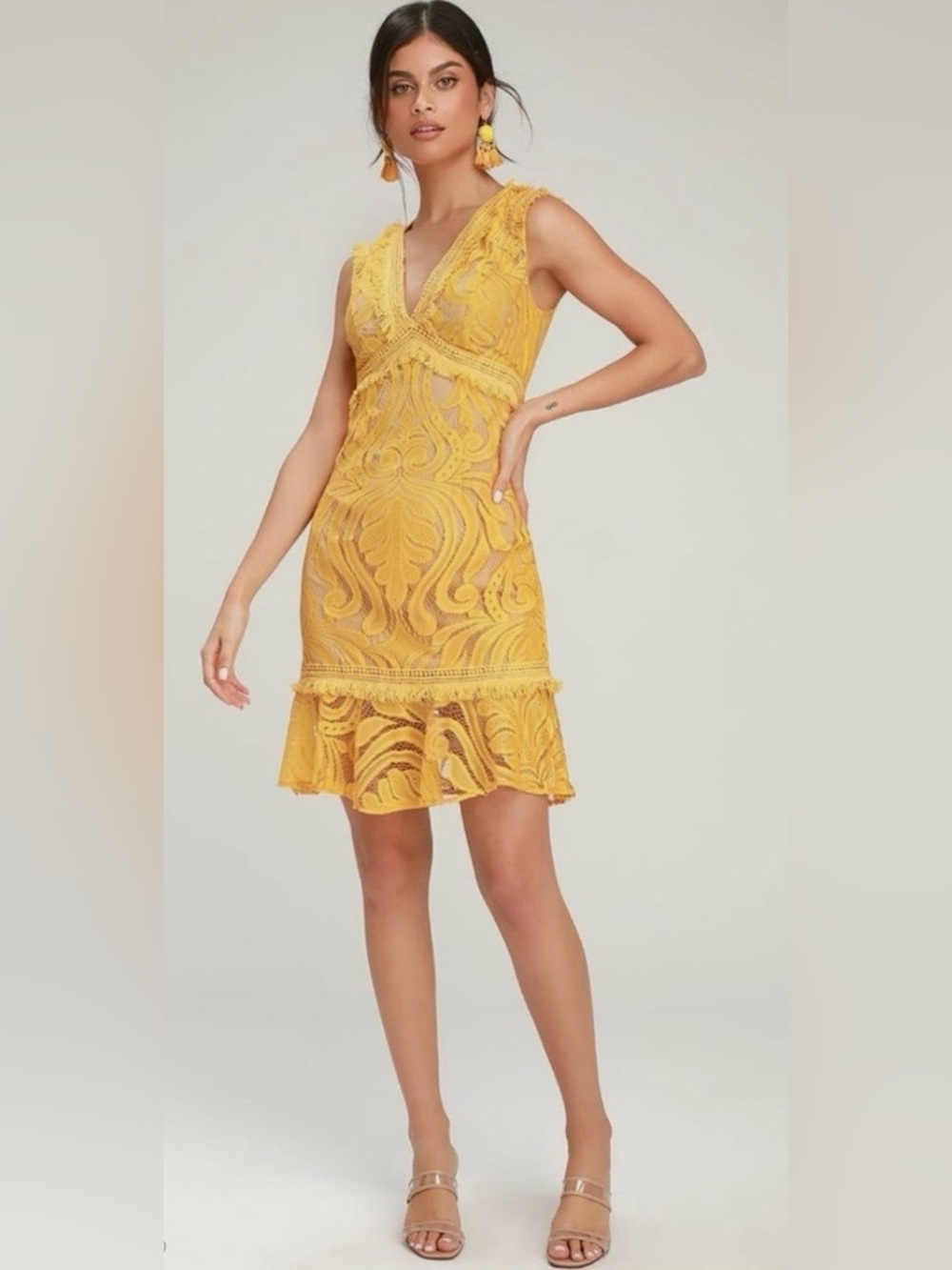 Lulu's RYSE Michi Golden Yellow
Lace Mini Dress